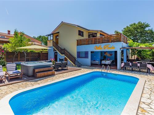 Feriehus - 12 personer -  - Loborika - Pula-Loborika - 52206 - Marcana