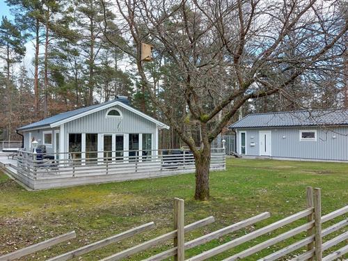 Holiday home - 8 persons -  - Holmseryd - Långaryd/Hylte - 343 95 - Holmseryd