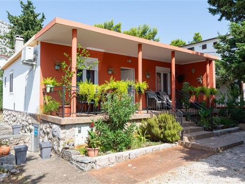 Holiday Home/Apartment - 6 persons -  - Ulica Petra Zoranica - Starigrad Paklenica - 23244 - Starigrad