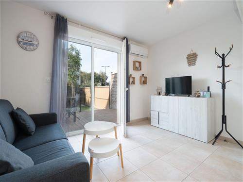 Holiday home - 6 persons -  - Serignan - 34410