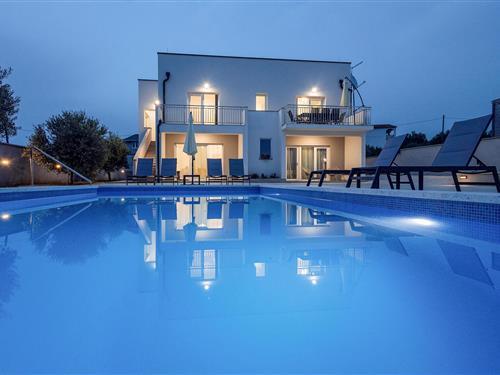 Feriehus - 8 personer -  - Ulica Franje Tudmana - Nin- Vrsi - 23235 - Vrsi