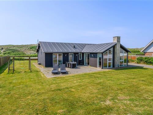 Sommerhus - 8 personer -  - Hjelmevej - Thorsminde - 6990 - Ulfborg