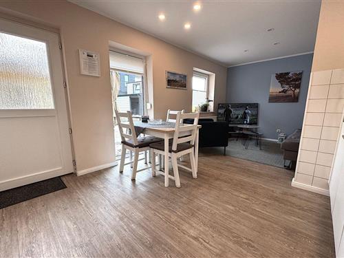 Holiday apartment - 3 persons -  - Lindenstraße - 23746 - Kellenhusen
