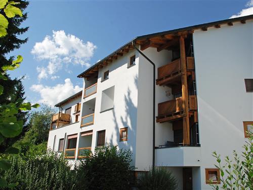 Holiday Home/Apartment - 4 persons -  - Flims - 7017