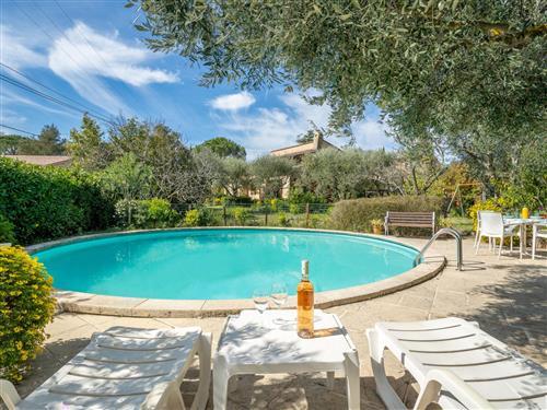 Holiday home - 6 persons -  - Grasse - 06530