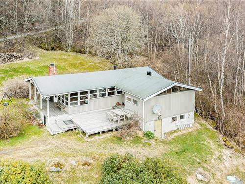 Feriehus - 7 personer -  - Grytafjordveien - 6265 - Vatne