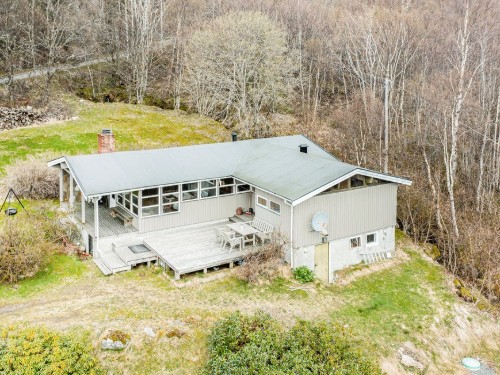Holiday home - 7 persons -  - Grytafjordveien - 6265 - Vatne