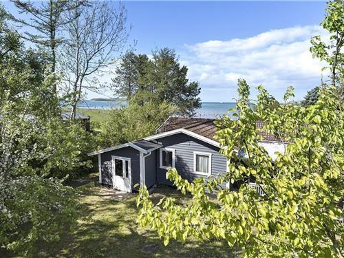 Sommerhus - 6 personer -  - Lodsvej - Havnsø - 4591 - Føllenslev