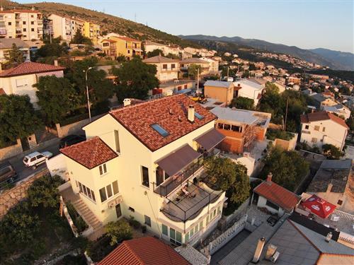 Ferieleilighet - 6 personer -  - Kozjak - 53270 - Senj