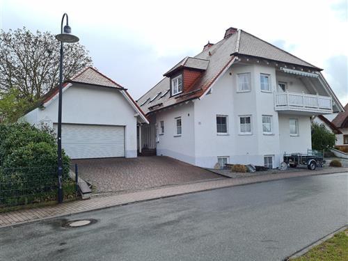 Holiday Home/Apartment - 4 persons -  - Am Bergacker - 96199 - Zapfendorf