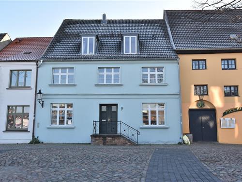 Holiday Home/Apartment - 1 person -  - 23966 - Wismar