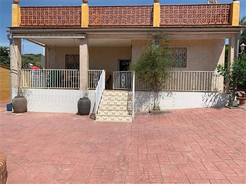 Sommerhus - 7 personer -  - Urbanizacion monrabana - 46160 - Lliria