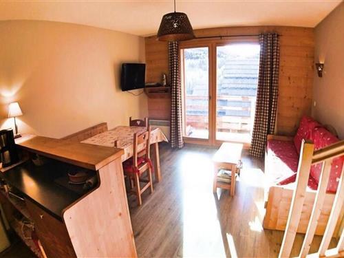 Holiday Home/Apartment - 6 persons -  - 05560 - Vars