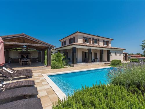 Holiday home - 12 persons -  - Bonasini - 52342 - Juršici