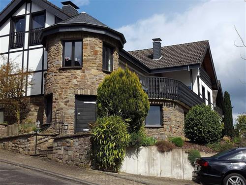 Ferienwohnung - 5 Personen -  - Landsbergerstr. - 51491 - Overath