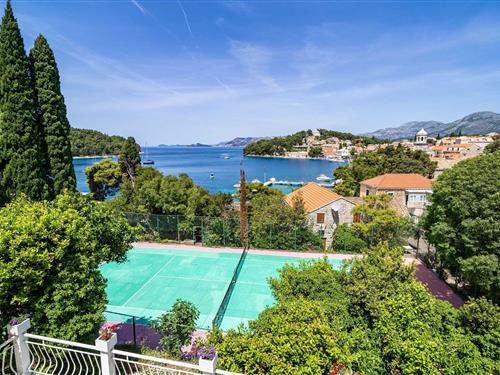 Holiday Home/Apartment - 3 persons -  - 20210 - Cavtat