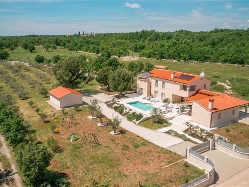 Ferienhaus - 8 Personen -  - Majmajola - 52215 - Vodnjan