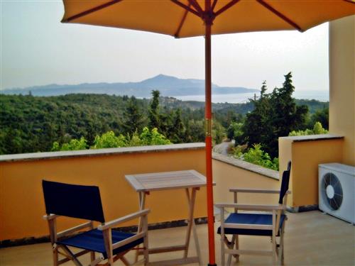 Holiday Home/Apartment - 4 persons -  - 73008 - Douliana