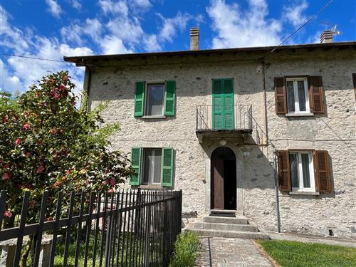 Holiday Home/Apartment - 4 persons -  - Via Della Riva - 23025 - Novate Mezolla