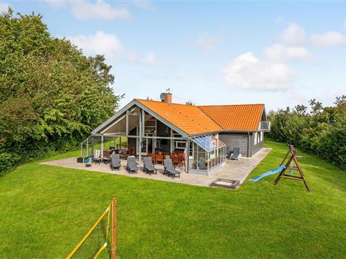 Sommerhus - 14 personer -  - Lysevej - Helberskov - 9560 - Hadsund