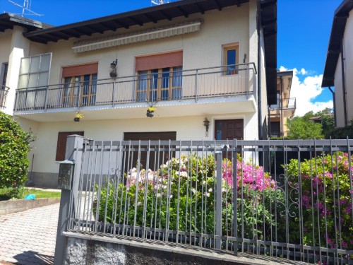 Holiday home - 6 persons -  - Luino - 21016