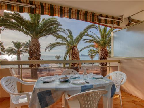 Holiday apartment - 4 persons -  - Saint Cyr Sur Mer Les Lecques - 83270