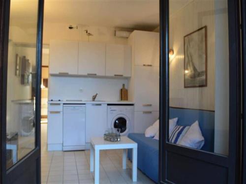 Holiday Home/Apartment - 4 persons -  - 66750 - St Cyprien