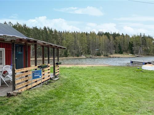 Holiday home - 4 persons -  - Söderskogen Solvik - Västervik/Tjustsnorra Skärgård - 594 75 - Edsbruk