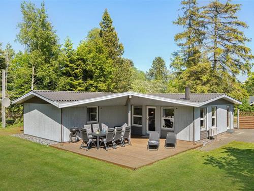 Fritidshus - 8 personer -  - Snebollevej - Marielyst - 4873 - Væggerløse