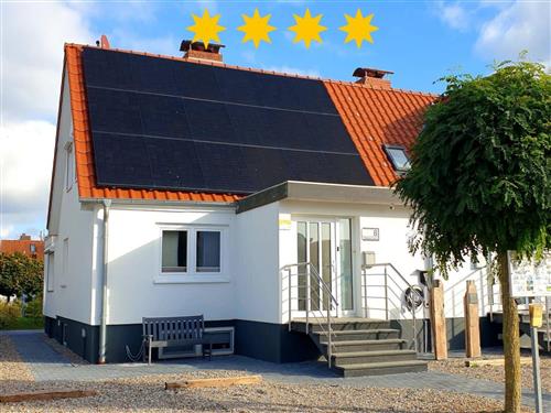 Holiday home - 6 persons -  - Kellenhusen - 23746