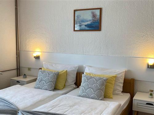 Fritidshus - 2 personer -  - 47245 - Rakovica