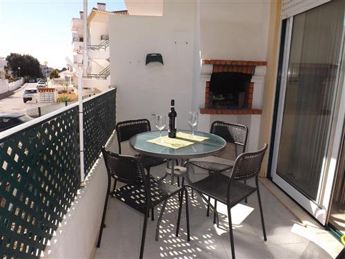 Holiday Home/Apartment - 5 persons -  - Estrada das Açoteias, Uz Roja Pe, lote 17 - Vivend - 8200-380 - Olhos De Água