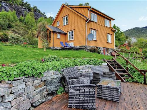 Holiday home - 6 persons -  - Eikeland - Kvinnherad - 5451 - Valen