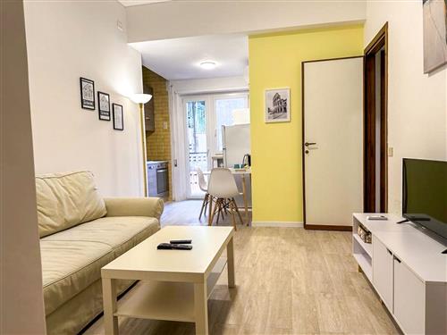 Holiday Home/Apartment - 4 persons -  - Rome: Historical City Center - 00136