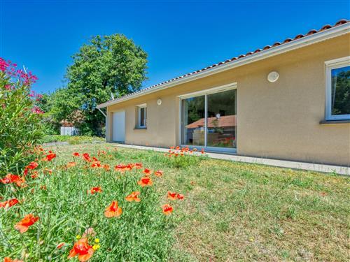 Holiday home - 6 persons -  - Soulac - 33780