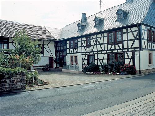 Ferienhaus - 3 Personen -  - Obergasse - 55619 - Hennweiler