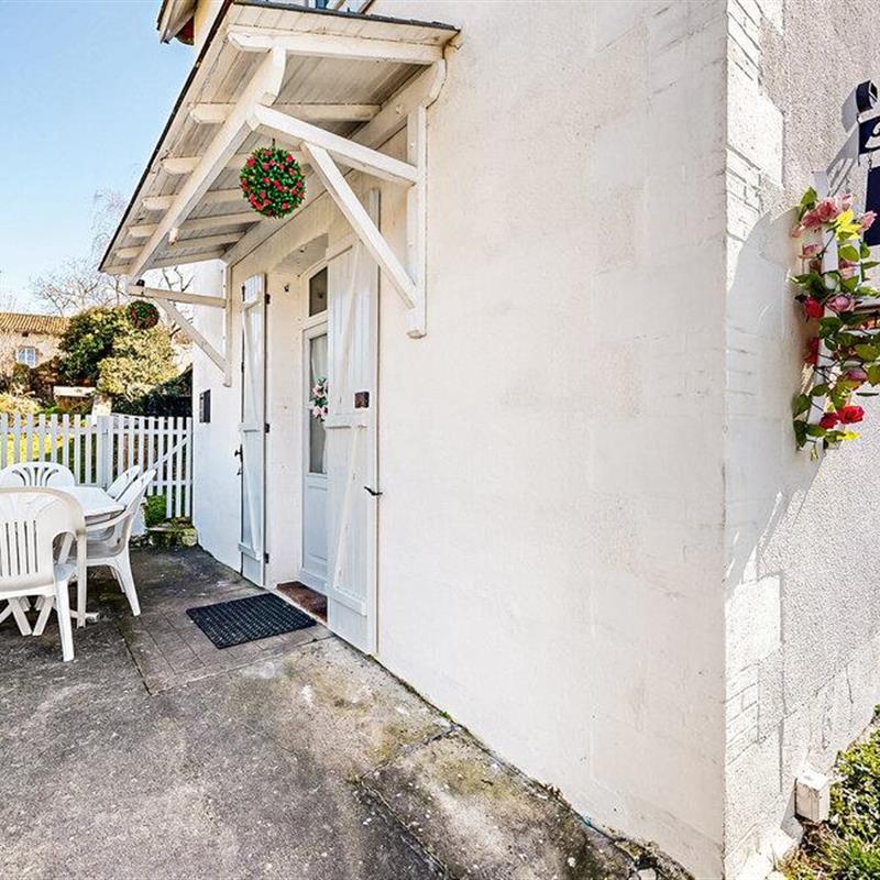 Sommerhus - 6 personer -  - Rue des Lavandieres - 16500 - Oradour-Fanais