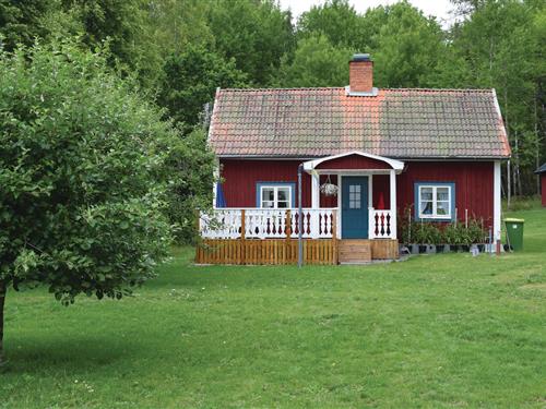 Holiday home - 4 persons -  - Länsvägen - 590 34 - Tjällmo