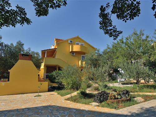 Holiday Home/Apartment - 8 persons -  - Put obrovca - Zadar-Crna Punta - 23450 - Crna Punta