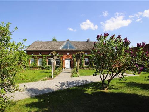 Ferienwohnung - 9 Personen -  - 19386 - Burow Bei Lübz