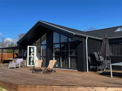 Sommerhus - 8 personer -  - Dyreholmen - Hou - 9370 - Hals