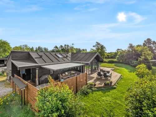Fritidshus - 8 personer -  - Dyreholmen - Hou - 9370 - Hals