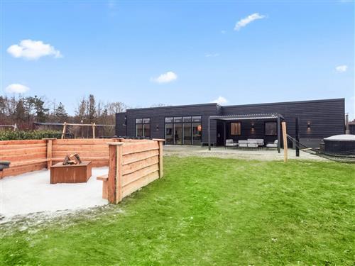 Sommerhus - 16 personer -  - Skovsøen - Fjellerup - 8585 - Glesborg