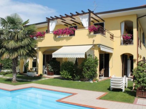 Holiday home - 4 persons -  - 37017 - Lazise