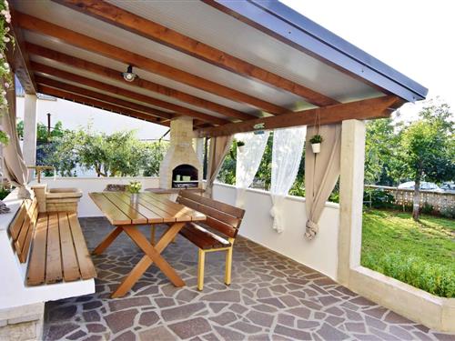 Holiday Home/Apartment - 4 persons -  - 52470 - Umag