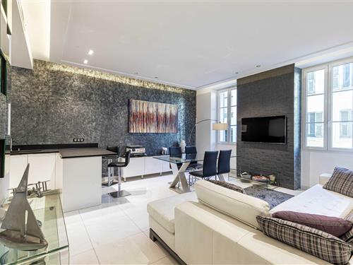 Holiday apartment - 2 persons -  - 06400 - Cannes