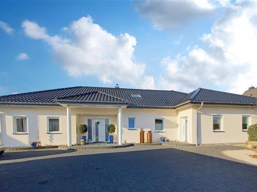 Sommerhus - 4 personer -  - Industriestr. - 54687 - Arzfeld