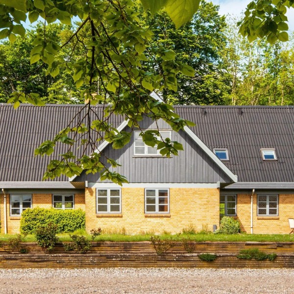 Emne nr.: 090-08915