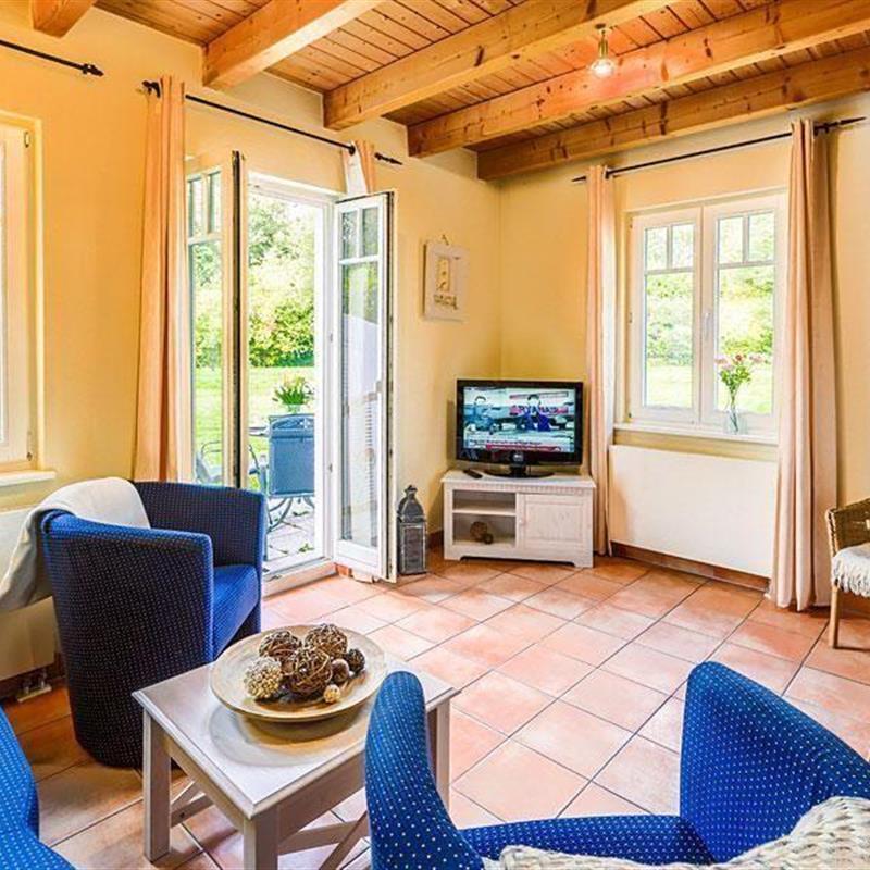 Sommerhus - 6 personer -  - Kliffstraße - 18211 - Nienhagen