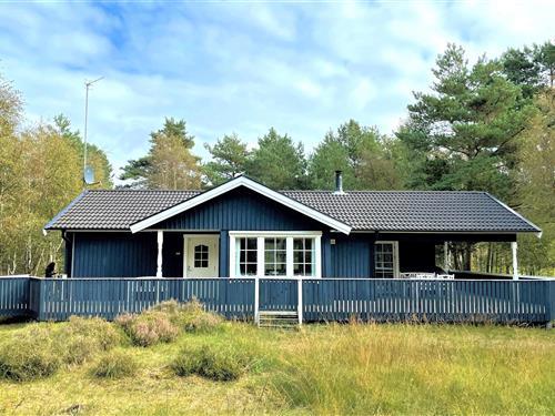 Holiday Home/Apartment - 6 persons -  - Den Store Jolle - Nordmarken - 9940 - Læsø